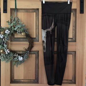 teeki deer medicine hot pants 🖤